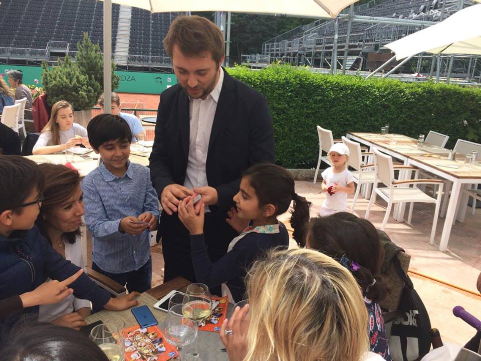 Cours de magie pour enfants à Genève lors d'une colonie